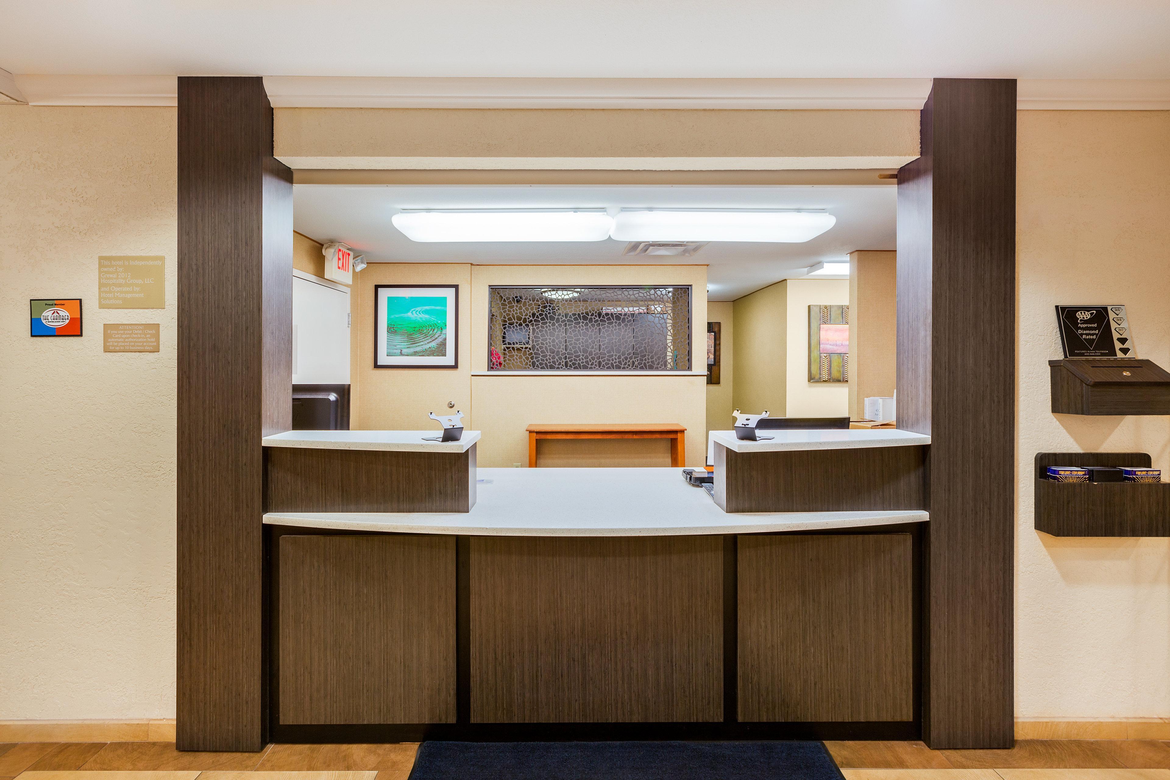 Candlewood Suites Medford By Ihg Dış mekan fotoğraf