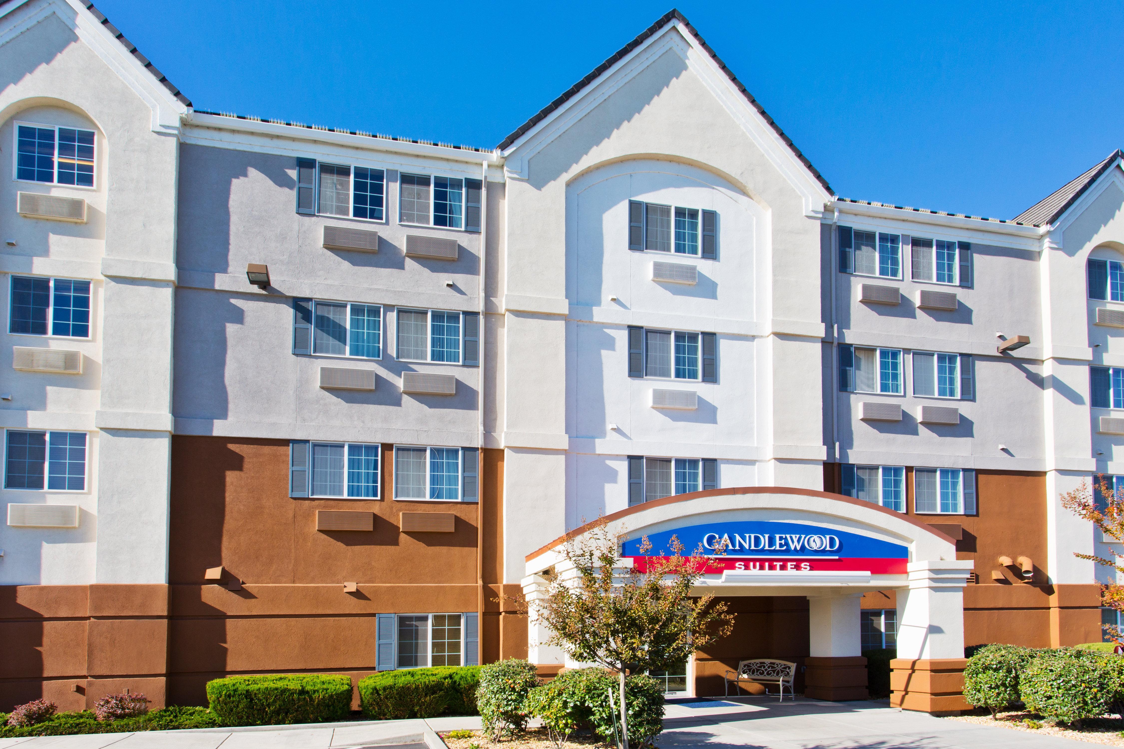 Candlewood Suites Medford By Ihg Dış mekan fotoğraf