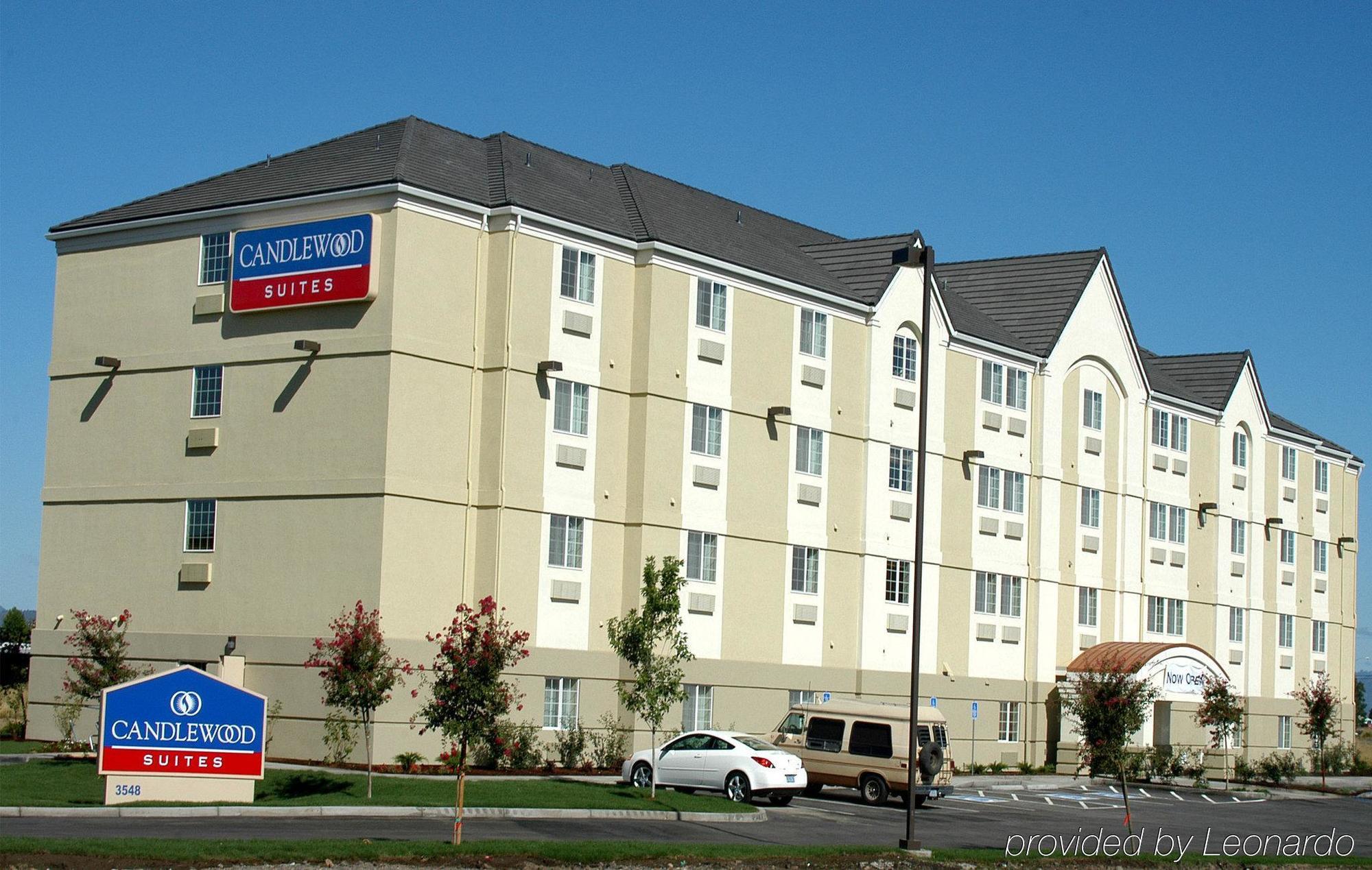 Candlewood Suites Medford By Ihg Dış mekan fotoğraf