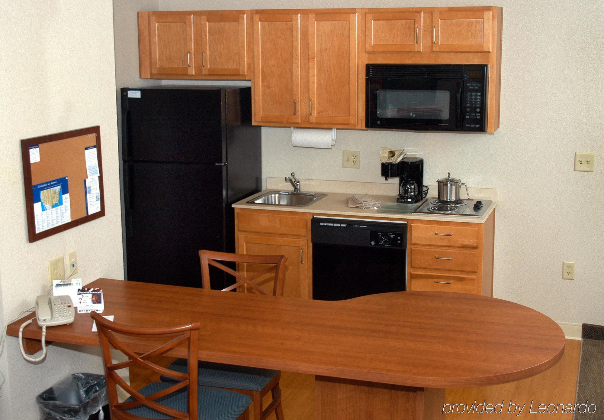Candlewood Suites Medford By Ihg Dış mekan fotoğraf