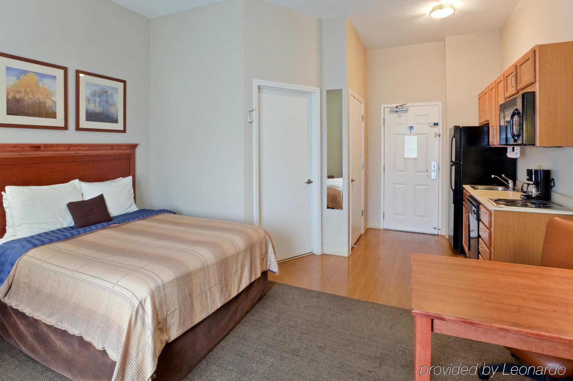 Candlewood Suites Medford By Ihg Dış mekan fotoğraf