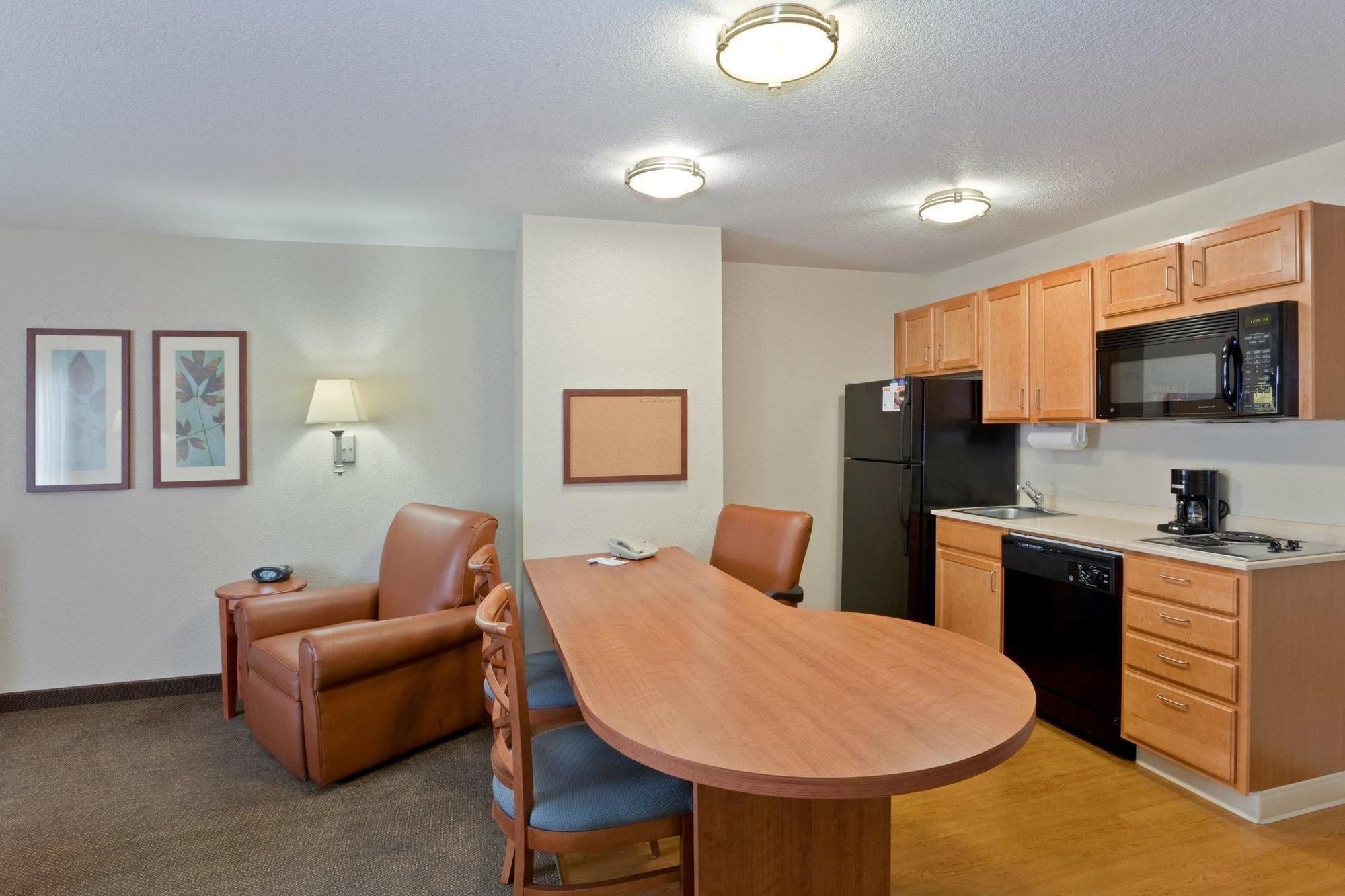 Candlewood Suites Medford By Ihg Dış mekan fotoğraf