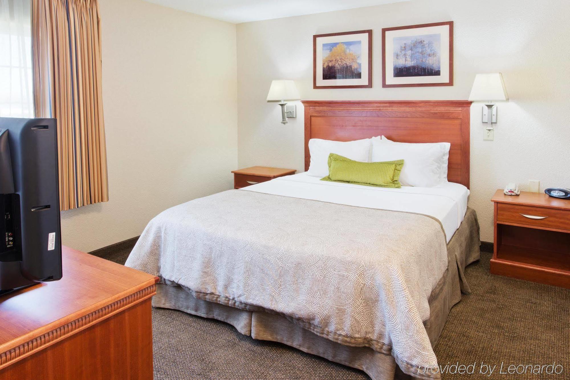 Candlewood Suites Medford By Ihg Dış mekan fotoğraf